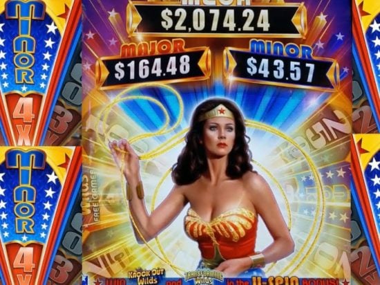 Wonder Woman Slot Game Image