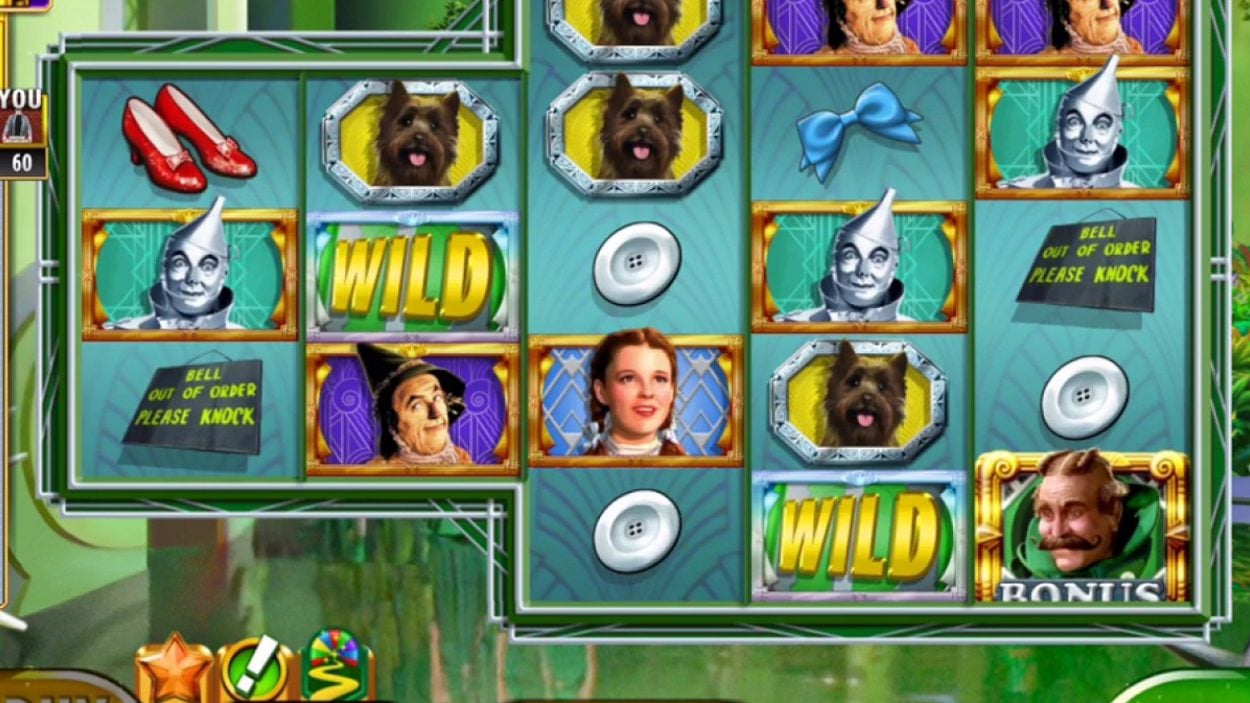 Title screen for Wizard Of Oz Emerald City Slots Game
